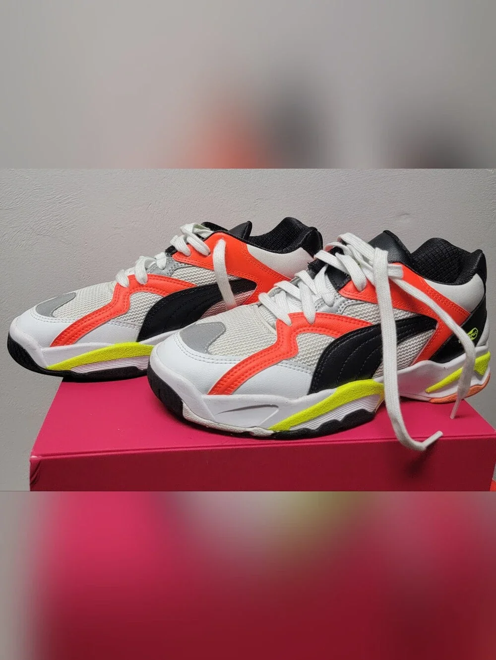 Puma Men White, Neon Coral & Black Athletic Sneakers Men SIZE 7